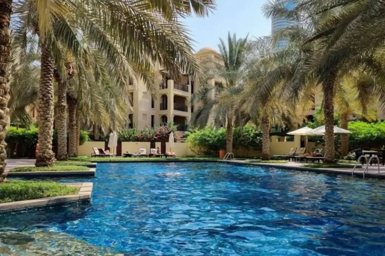 Modern Old Town 1 Bed With Garden View Apartment Dubai