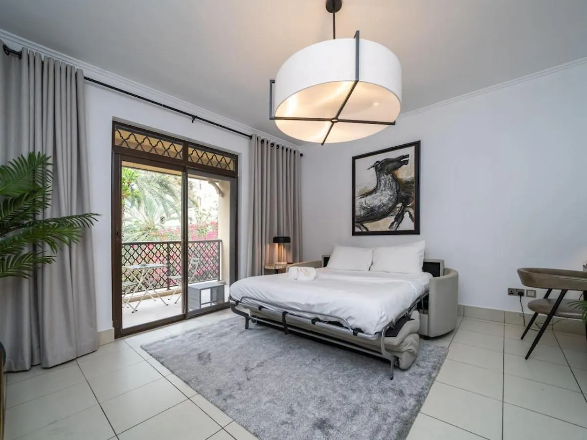 Апартаменты Modern Old Town 1 Bed With Garden View Дубай ОАЭ